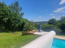 Holiday Home in Limoges With Saltwater Pool
