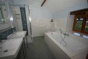 Holiday Home in Limoges With Saltwater Pool