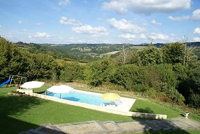 Holiday Home in Limoges With Saltwater Pool
