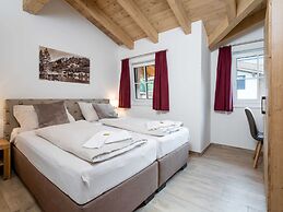 Cozy Holiday Home near Ski Area in Mühlbach am Hochkönig