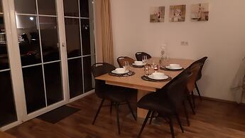 Apartment in Kaprun Near ski Lift
