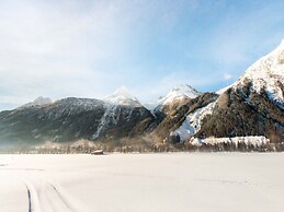 Sunlit Apartment near Ski Area in Längenfeld