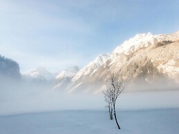Sunlit Apartment near Ski Area in Längenfeld