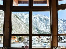 Sunlit Apartment near Ski Area in Längenfeld
