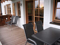 Cozy Apartment with Sauna near Ski Slopes in Mittersill