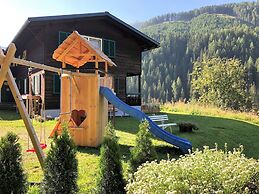 Premium Chalet in Innerkrems With Sauna