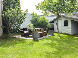 Vintage Villa in Knokke-Heist near Beach
