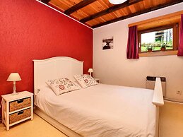 Chalet in Fraiture With Sauna and Garden