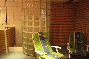 Cosy Holiday Home With Sauna, Terrace, Garden, BBQ