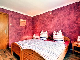 Cosy Holiday Home With Sauna, Terrace, Garden, BBQ