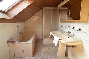 Ondenval Stay With Sauna
