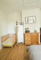 Modern Mansion in Hastiere par Dela With Pool