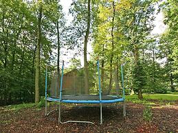 Countryside Chalet in Bomal sur Ourthe With Sauna, Balcony