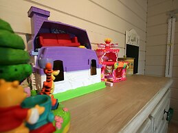 Countryside Chalet in Bomal sur Ourthe With Sauna, Balcony