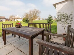 Spacious Apartment in Leopoldshöhe near Teutoburg Forest