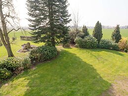 Spacious Apartment in Leopoldshöhe near Teutoburg Forest