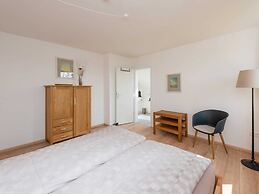 Spacious Apartment in Leopoldshöhe near Teutoburg Forest