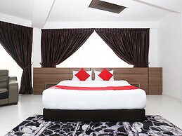 OYO 89888 Dz Residence Guest House