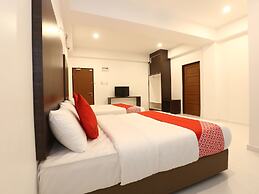 OYO 89888 Dz Residence Guest House