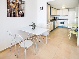 Comfortable Apartment Near the Sea