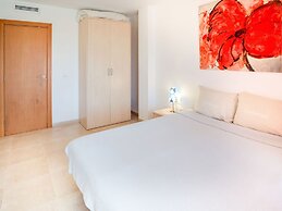 Comfortable Apartment Near the Sea