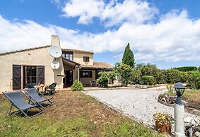 Villa in Beaufort With Pool & Views