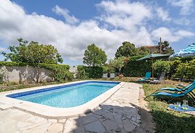 Villa in Beaufort With Pool & Views