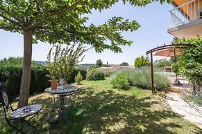 Villa in Limoux With Private Pool & Mountain Views