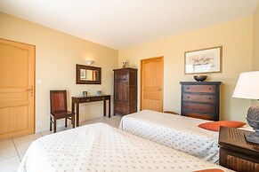 Villa in Limoux With Private Pool & Mountain Views