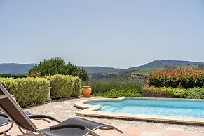 Villa in Limoux With Private Pool & Mountain Views
