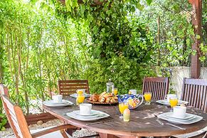 Villa in Limoux With Private Pool & Mountain Views