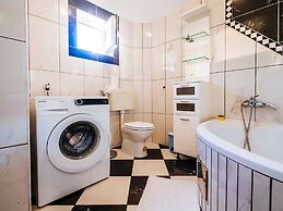 Holiday Home in Jasenice With Garden