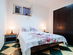 Holiday Home in Jasenice With Garden