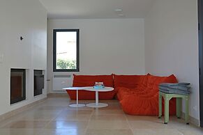 Villa in Malaucene Near Mont Ventoux