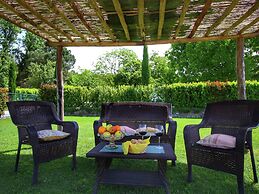 Farm-to-table Tuscan Cottage