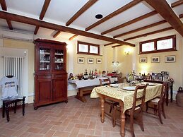 Farm-to-table Tuscan Cottage