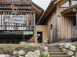 Cozy Chalet in Hohentauern near Forest