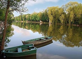 Charming Escape, Yevre-la-ville