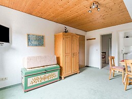 Modern Apartment in Tabarz Thüringer Wald With Garden