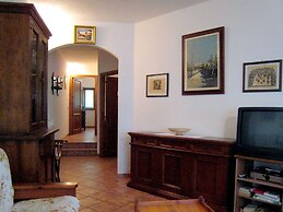 Cottage With Private Garden in Tuscany