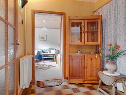 Cozy Apartment near Sea in Warin