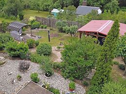 Cozy Apartment near Sea in Warin