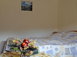 Cozy Apartment near Sea in Warin