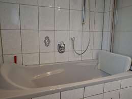 Holiday Flat in Wuppertal With its own Pool