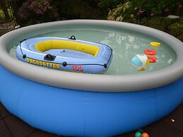 Holiday Flat in Wuppertal With its own Pool