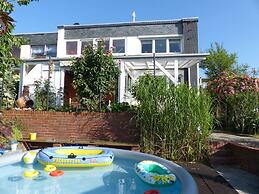 Holiday Flat in Wuppertal With its own Pool