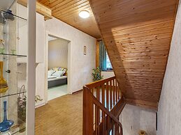 Holiday Home in Thuringia With Private Terrace, use of a Garden and Po