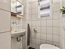 Holiday Home in Thuringia With Private Terrace, use of a Garden and Po