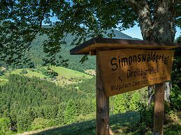 Apartment in Gutenbach With Nearby Forest