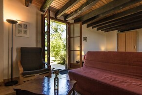 Peaceful Cottage in Savignac